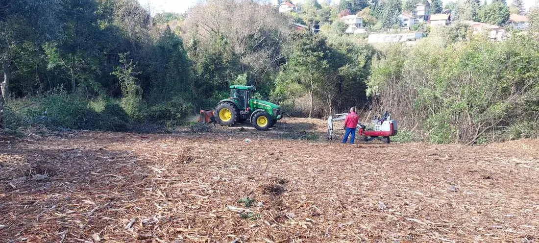 Freigelegtes Privatgrundstück auf einem Grundstück in Pernik